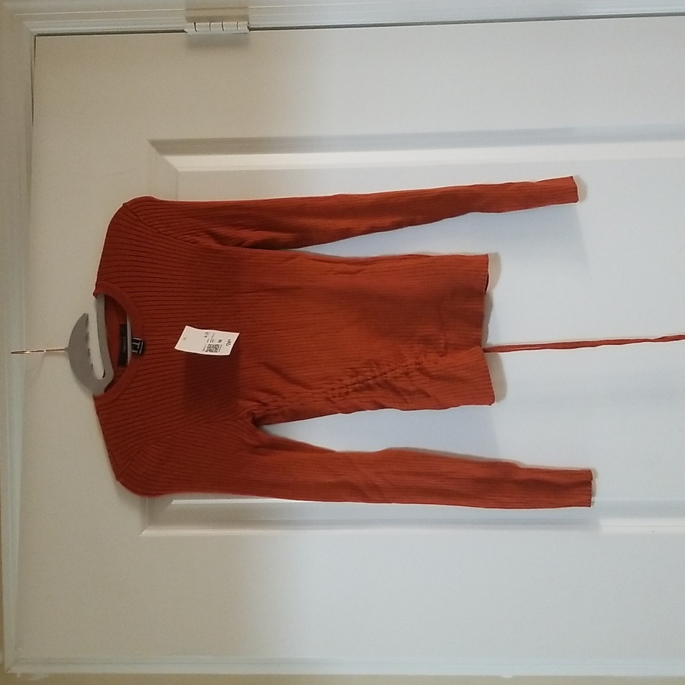 Medium blouse (wears like a small)